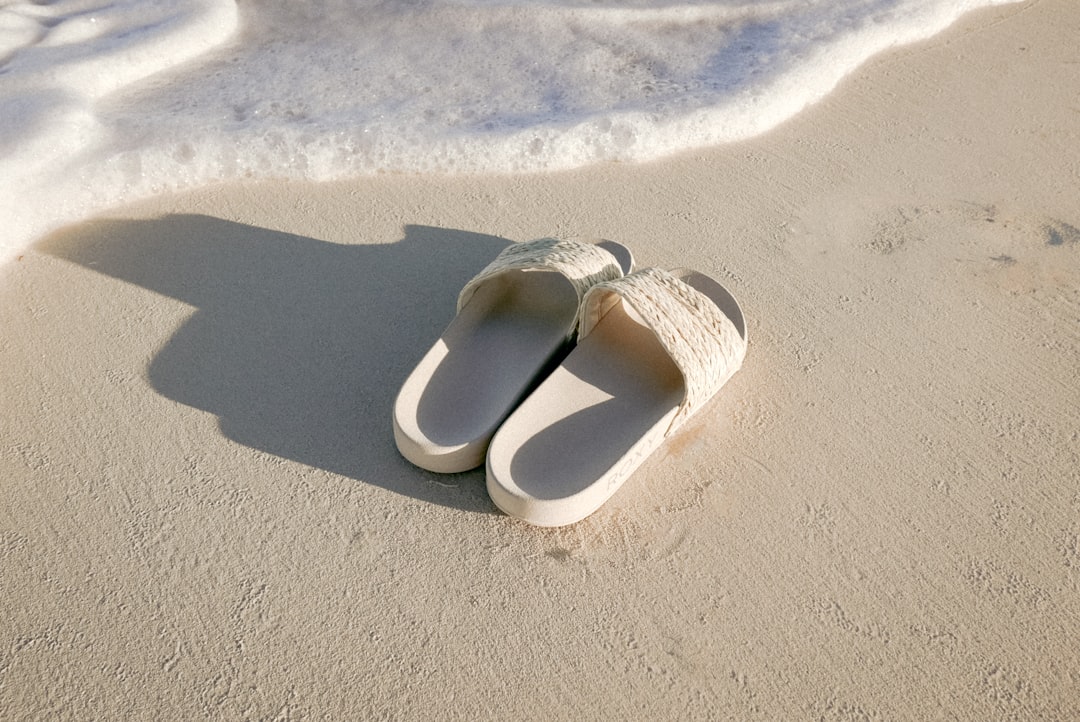 resort beach slippers