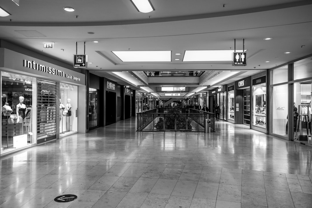shopping mall store