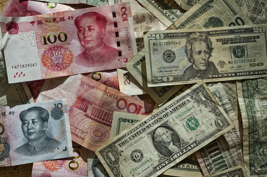 Currency exchange money counter