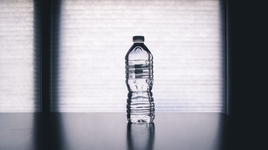 drinking water glass bottle