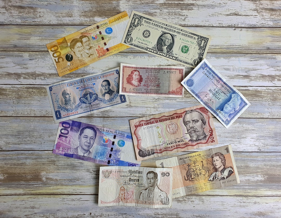 currency exchange money counter